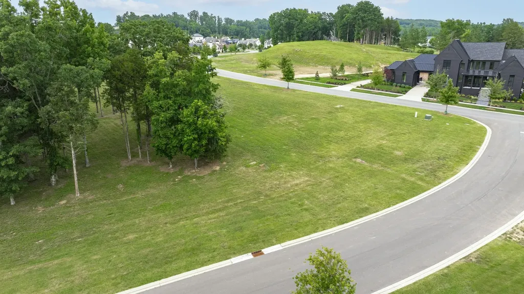 7266 Harlow Drive College Grove TN 37046
