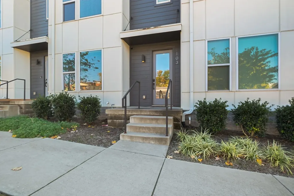 1103 Harmony Way Nashville TN 37207