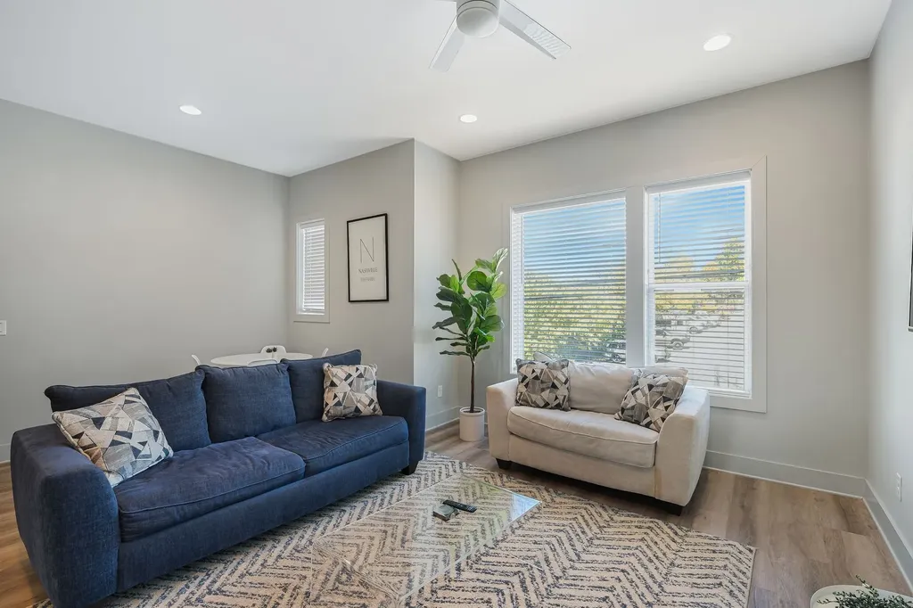 1103 Harmony Way Nashville TN 37207