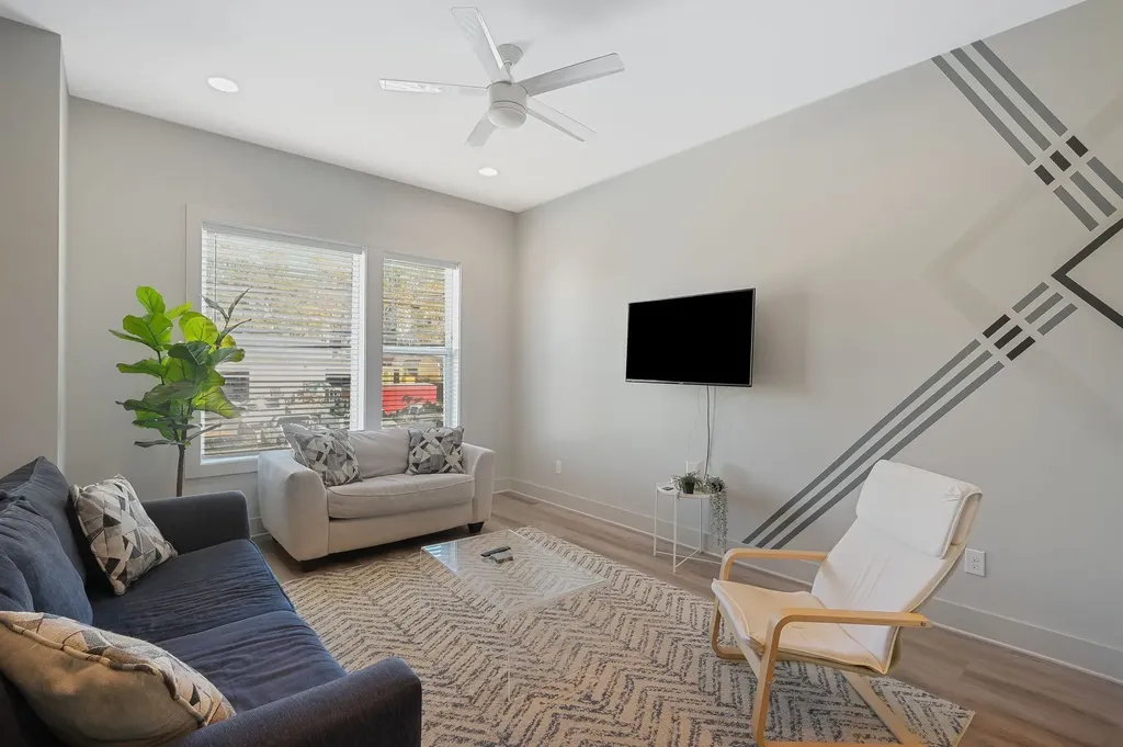1103 Harmony Way Nashville TN 37207