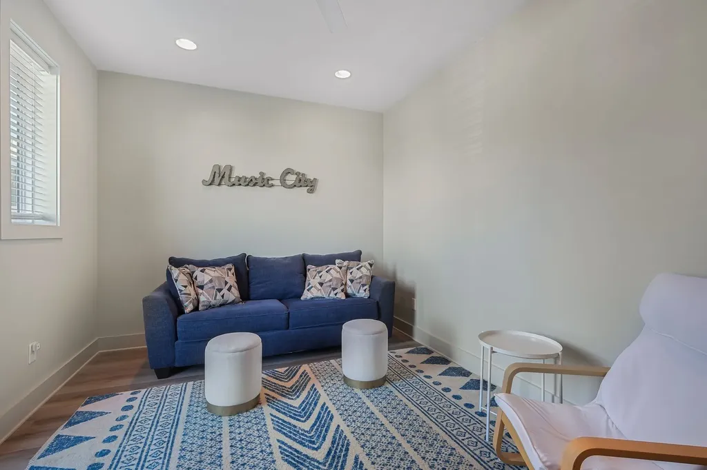1103 Harmony Way Nashville TN 37207