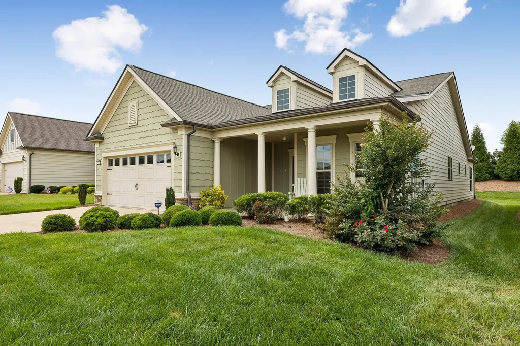 1775 Humphreys Glen Spring Hill TN 37174