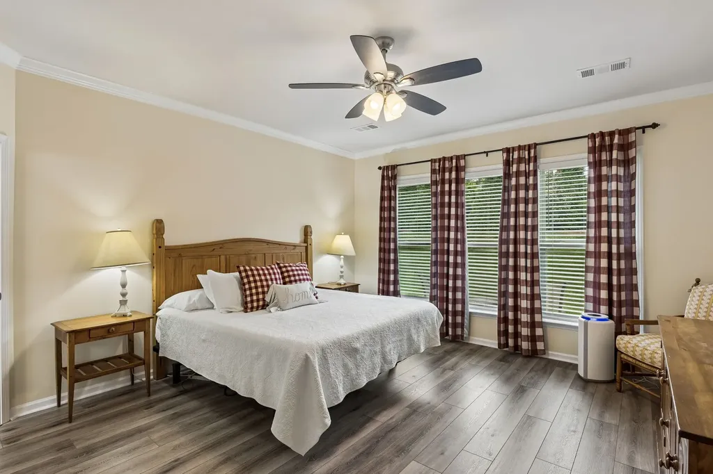 1775 Humphreys Glen Spring Hill TN 37174