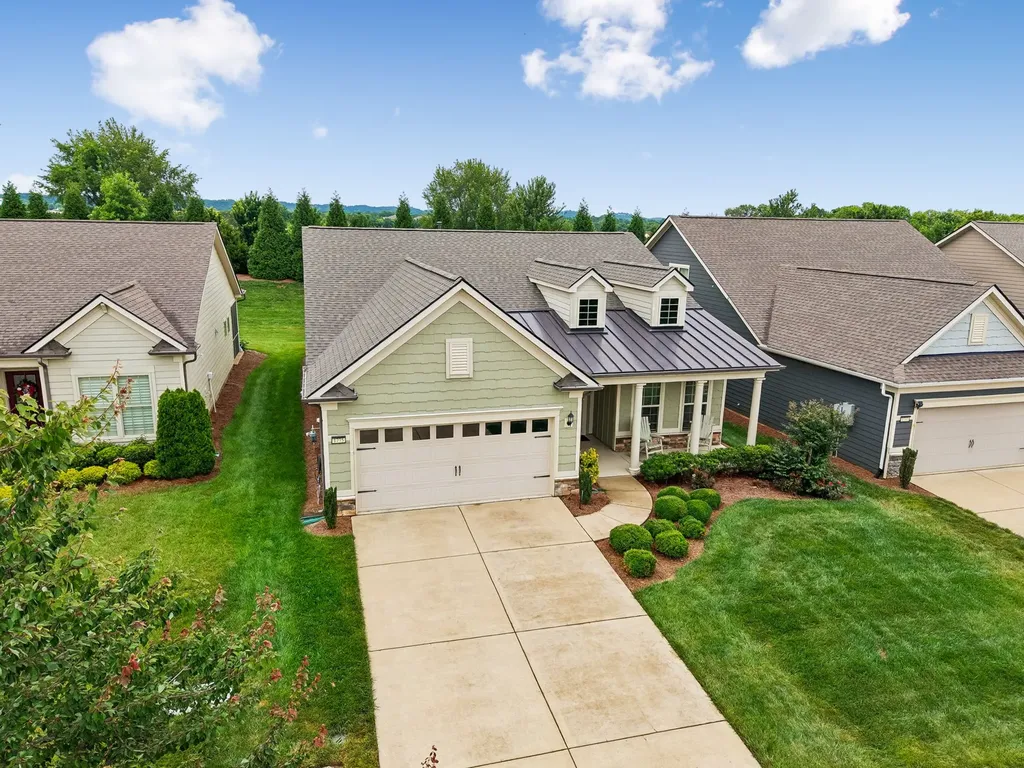 1775 Humphreys Glen Spring Hill TN 37174