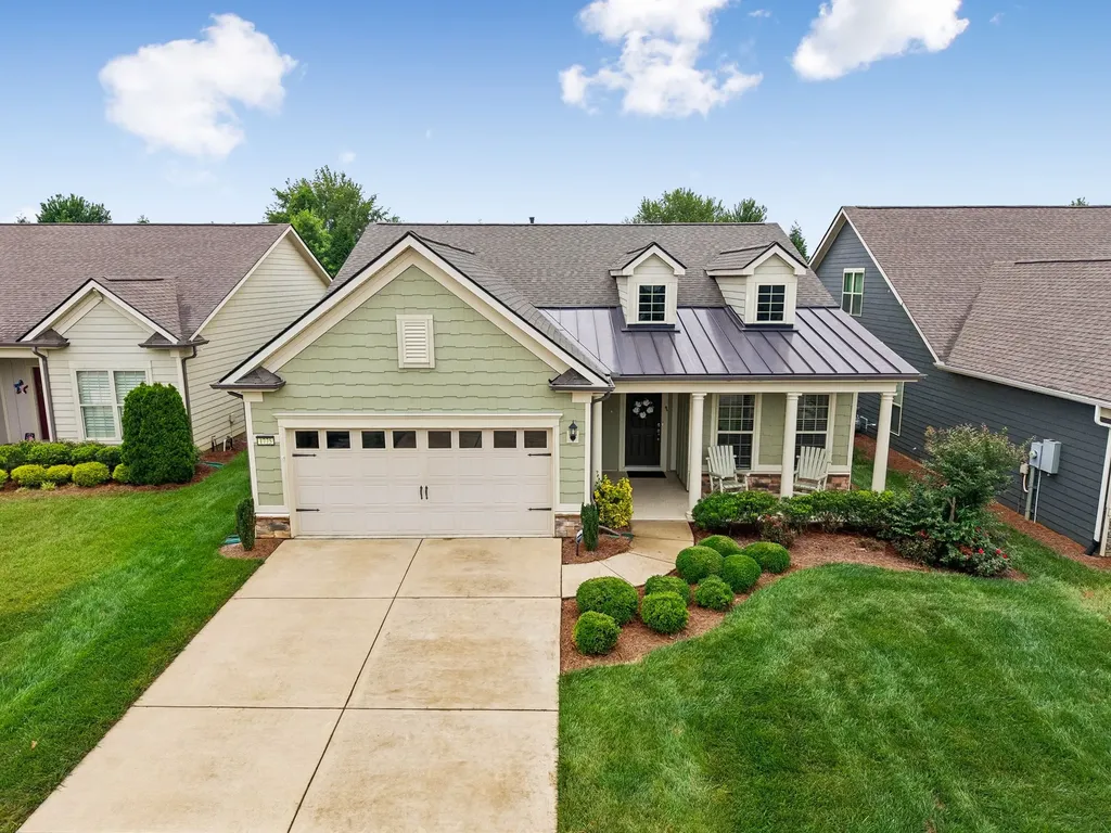 1775 Humphreys Glen Spring Hill TN 37174
