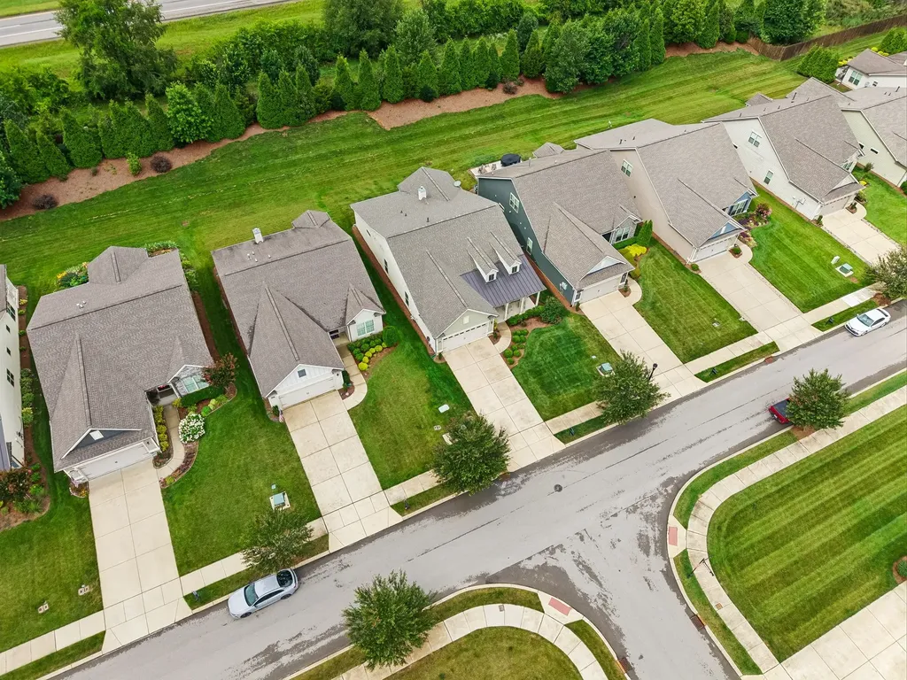 1775 Humphreys Glen Spring Hill TN 37174