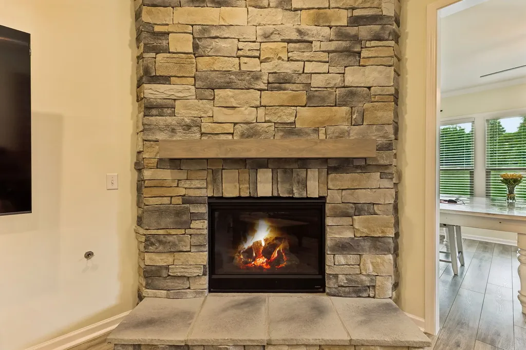 1775 Humphreys Glen Spring Hill TN 37174