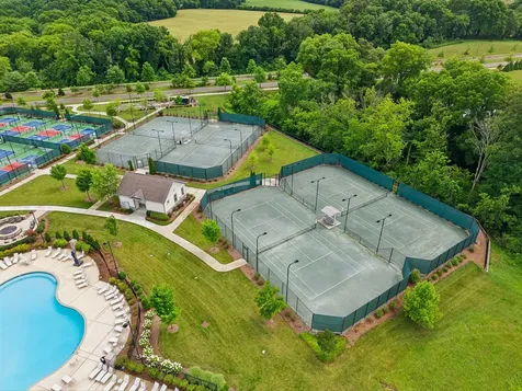1775 Humphreys Glen Spring Hill TN 37174