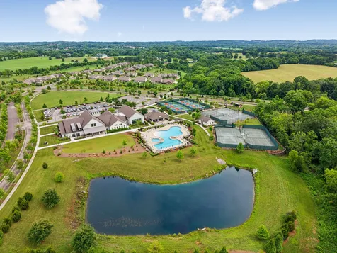 1775 Humphreys Glen Spring Hill TN 37174