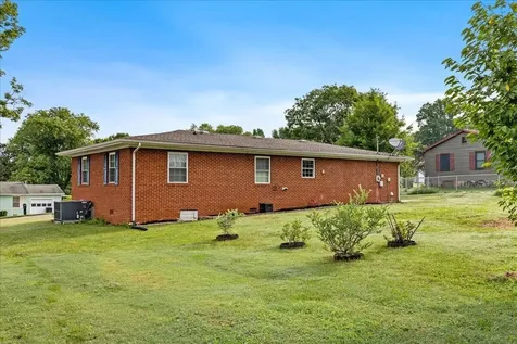 1231 Morgan Street Athens TN 37303