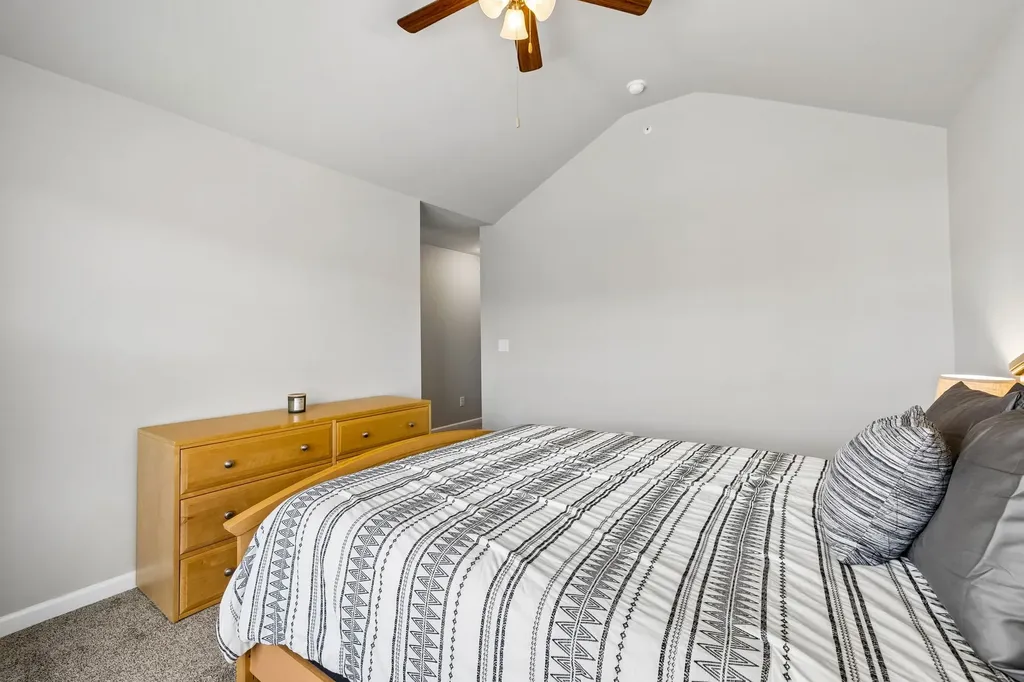 1045 Enclave Avenue Pleasant View TN 37146