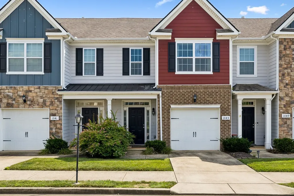 1045 Enclave Avenue Pleasant View TN 37146