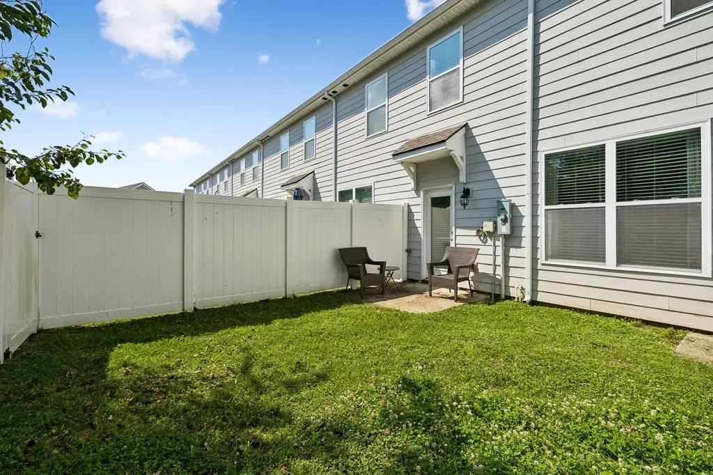 1045 Enclave Avenue Pleasant View TN 37146