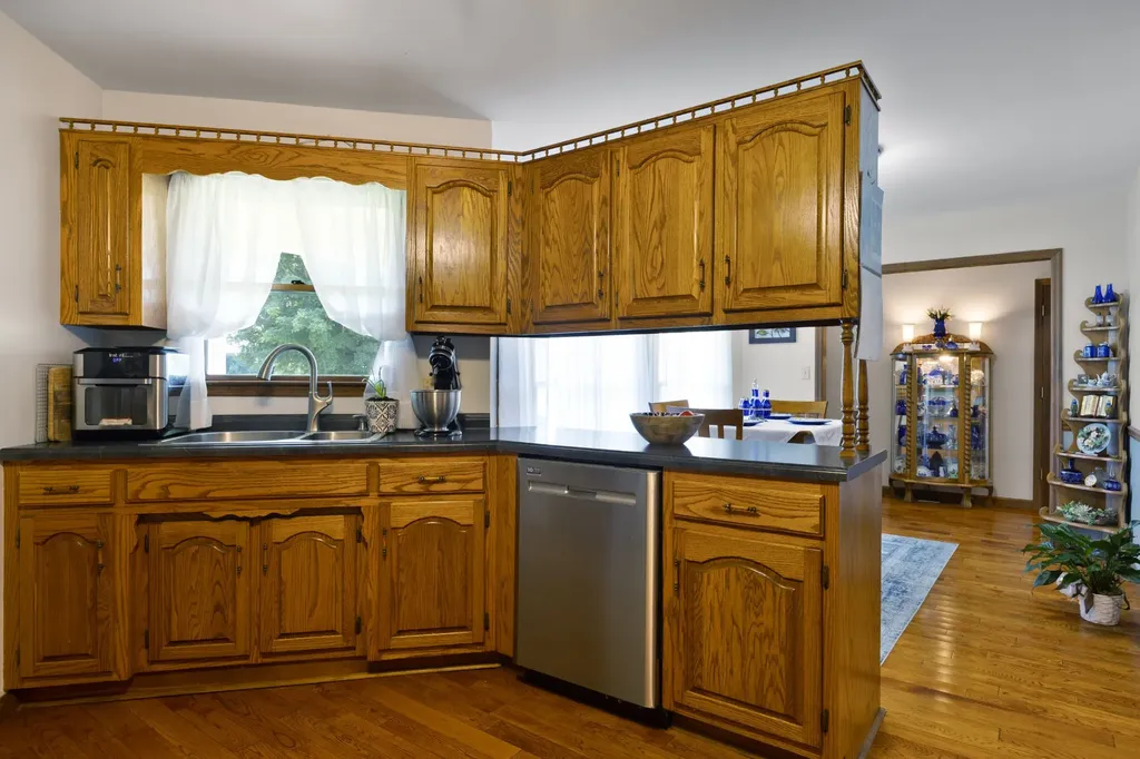 2325 Old Well Road Morrison TN 37357