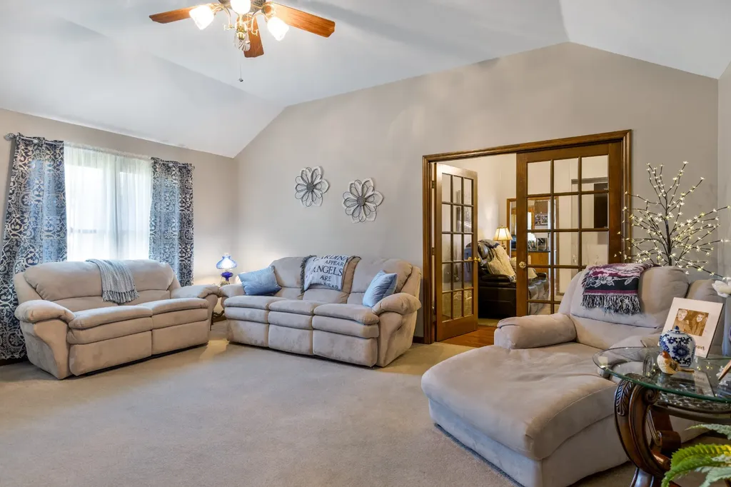 2325 Old Well Road Morrison TN 37357