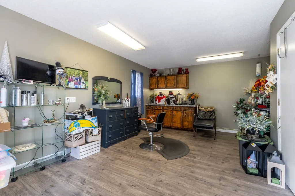 2325 Old Well Road Morrison TN 37357