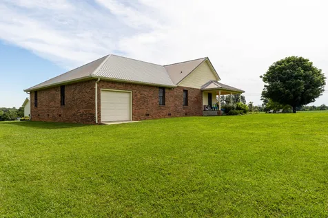 2325 Old Well Road Morrison TN 37357