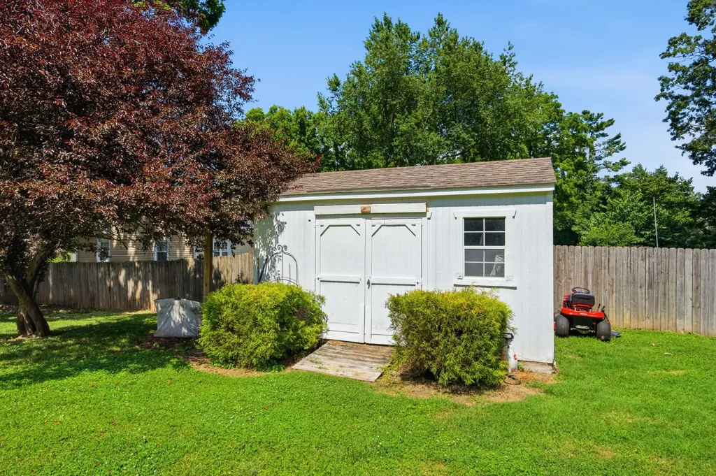 309 E Eastland Street Gallatin TN 37066