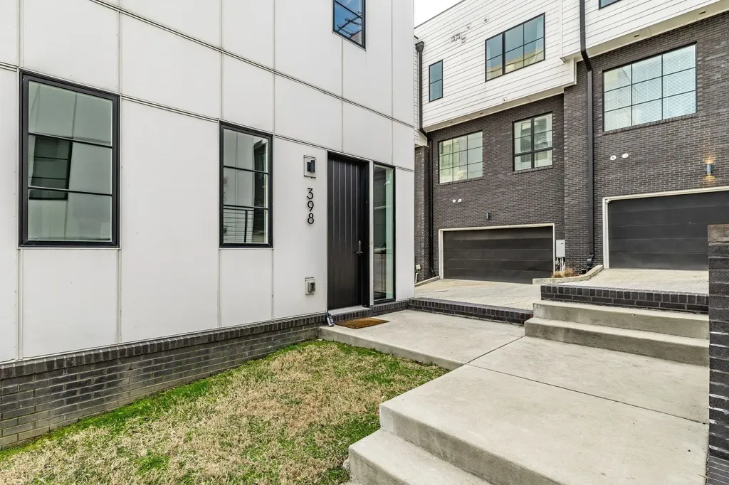 398 36th Ave, N Nashville TN 37209