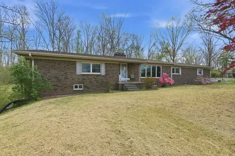 2809 Skyview Drive Centerville TN 37033