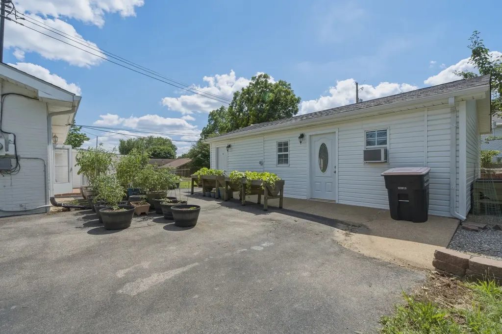 328 Kimbrough Road Clarksville TN 37043