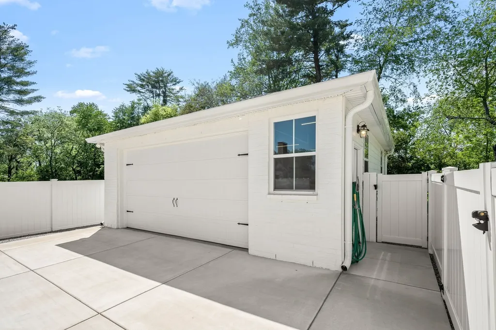 406 Minerva Drive Murfreesboro TN 37130
