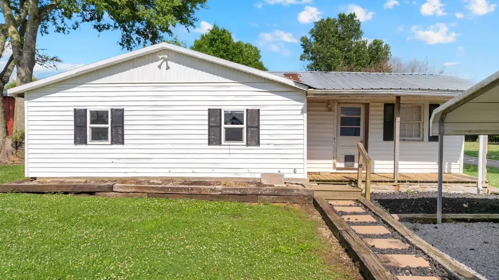 257 Whitaker Road Shelbyville TN 37160