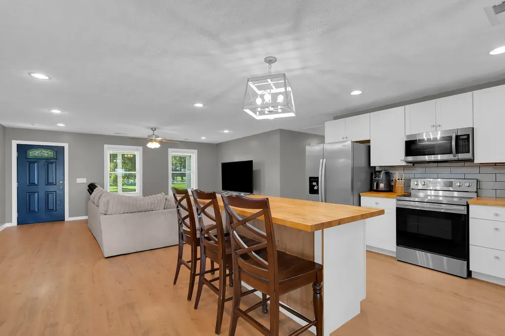 257 Whitaker Road Shelbyville TN 37160