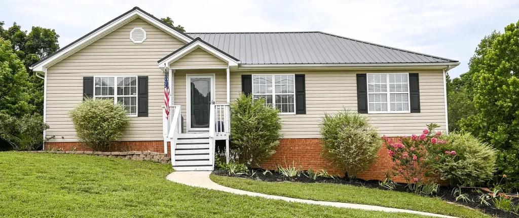 2214 N Fork Drive Soddy Daisy TN 37379