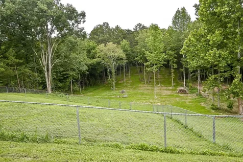 2214 N Fork Drive Soddy Daisy TN 37379