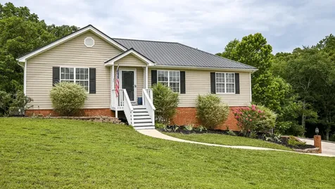 2214 N Fork Drive Soddy Daisy TN 37379