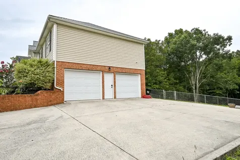 2214 N Fork Drive Soddy Daisy TN 37379