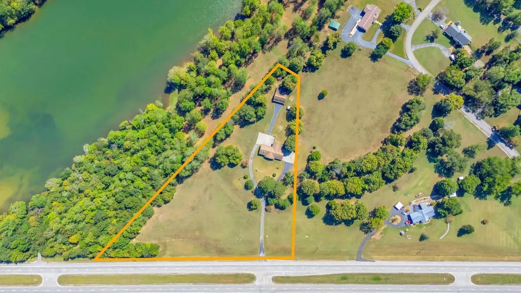 8024 Highway 58 Harrison TN 37341