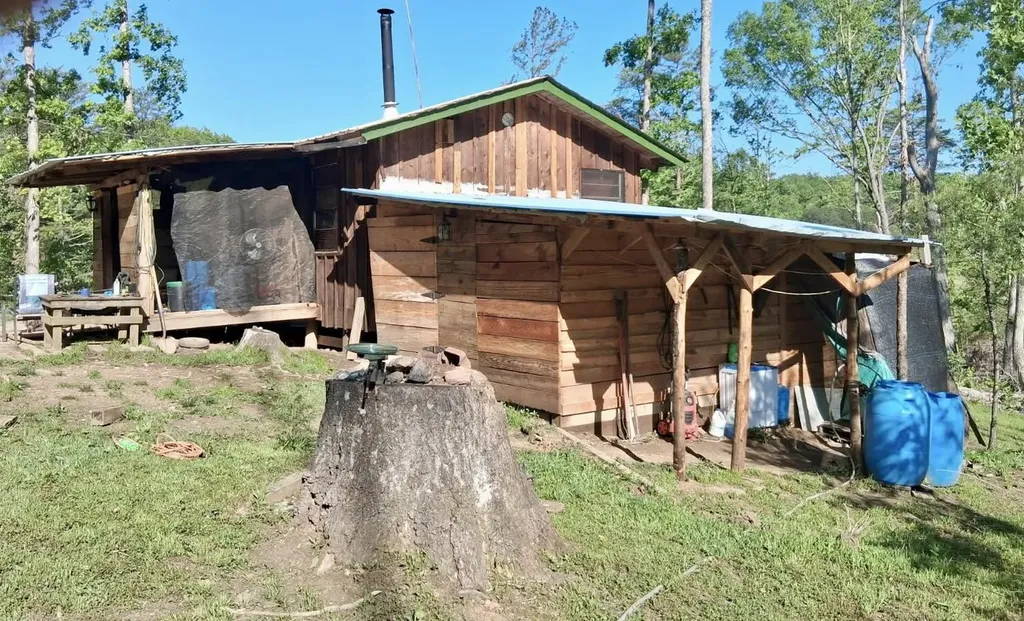 233 Finger Board Road Tellico Plains TN 37385
