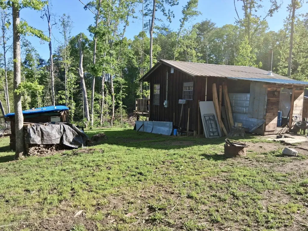 233 Finger Board Road Tellico Plains TN 37385