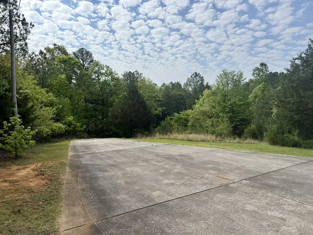 732 County Road 754 Riceville TN 37370