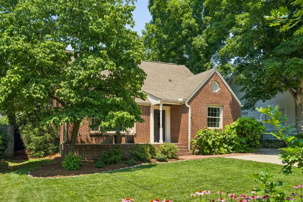 2602 W Linden Avenue Nashville TN 37212