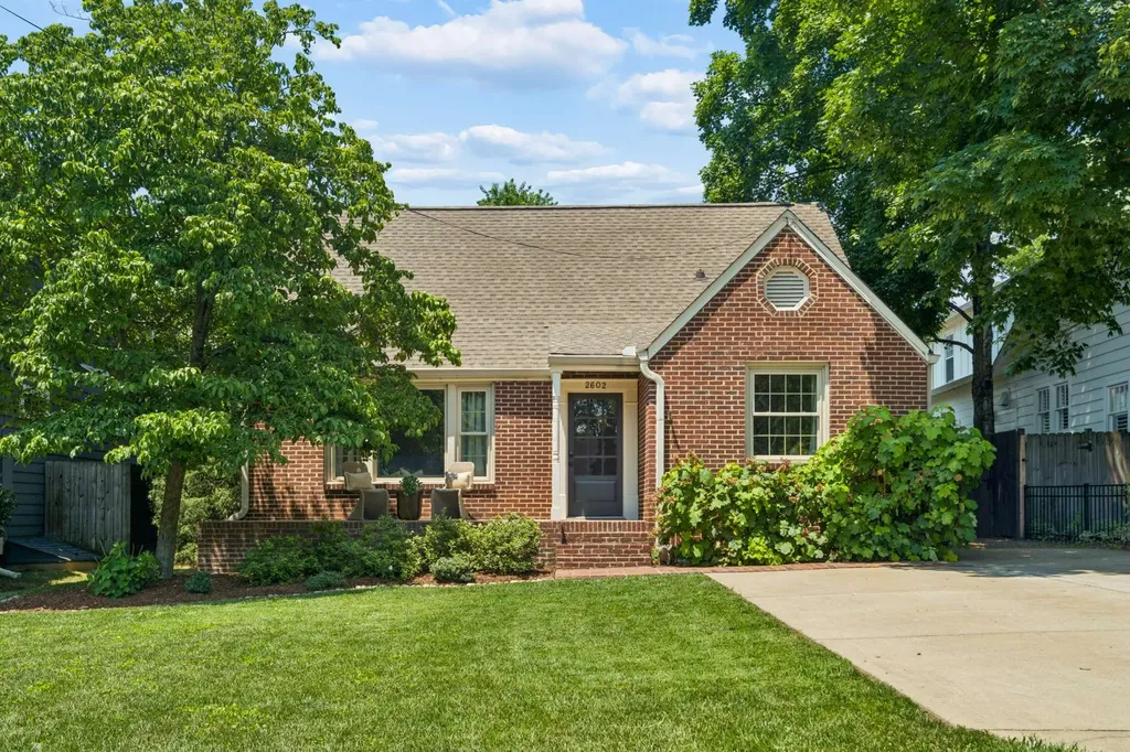 2602 W Linden Avenue Nashville TN 37212