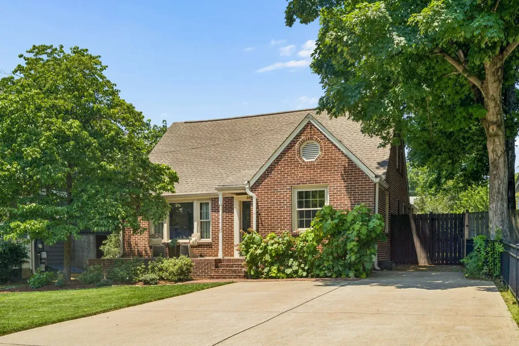 2602 W Linden Avenue Nashville TN 37212