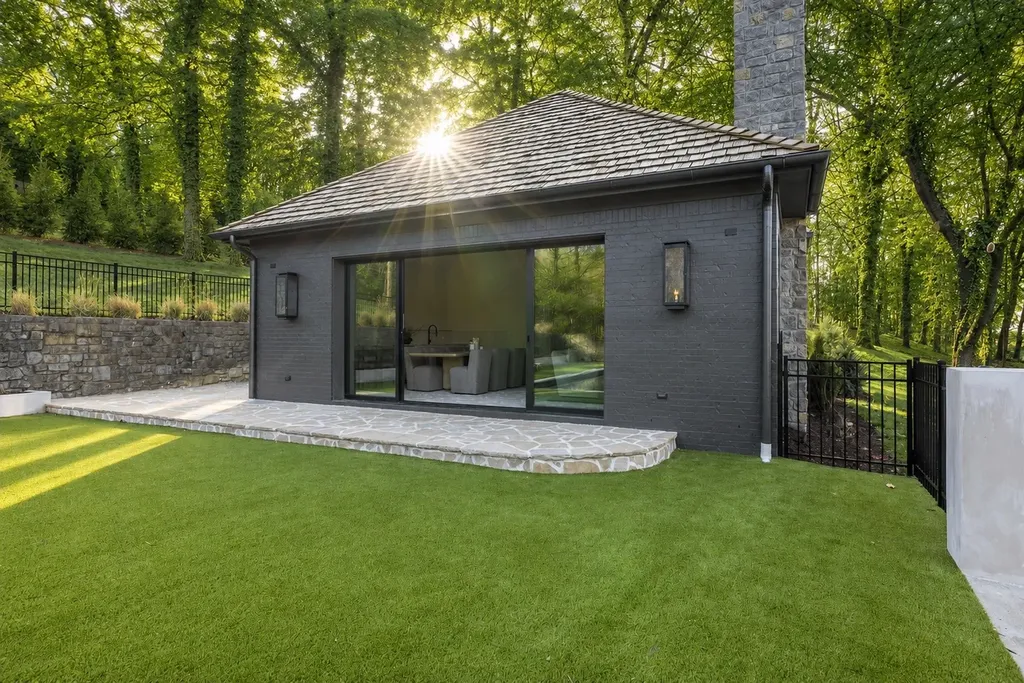 1049 Overton Lea Road Nashville TN 37220