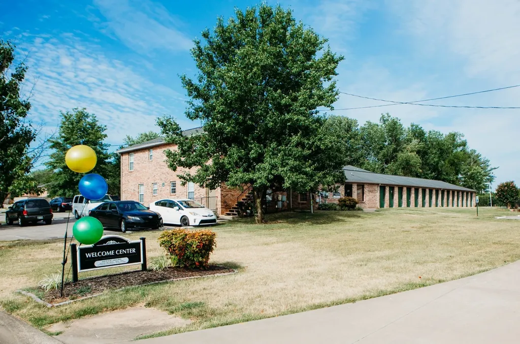 2421 Madison Street Clarksville TN 37043
