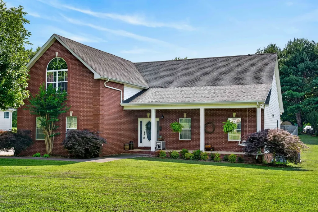 120 Strassle Drive White House TN 37188