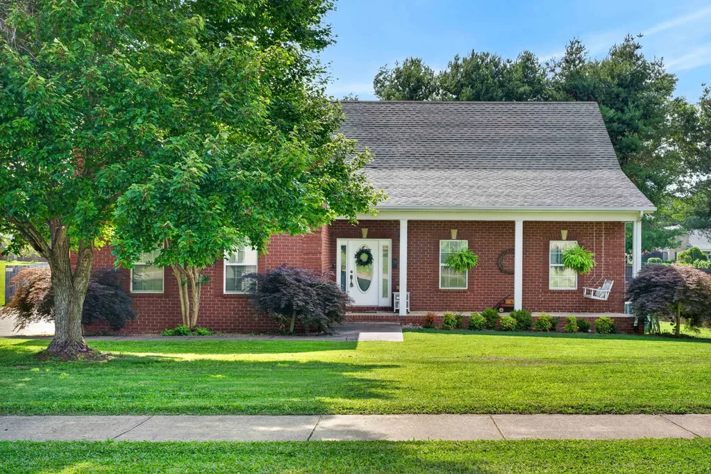120 Strassle Drive White House TN 37188