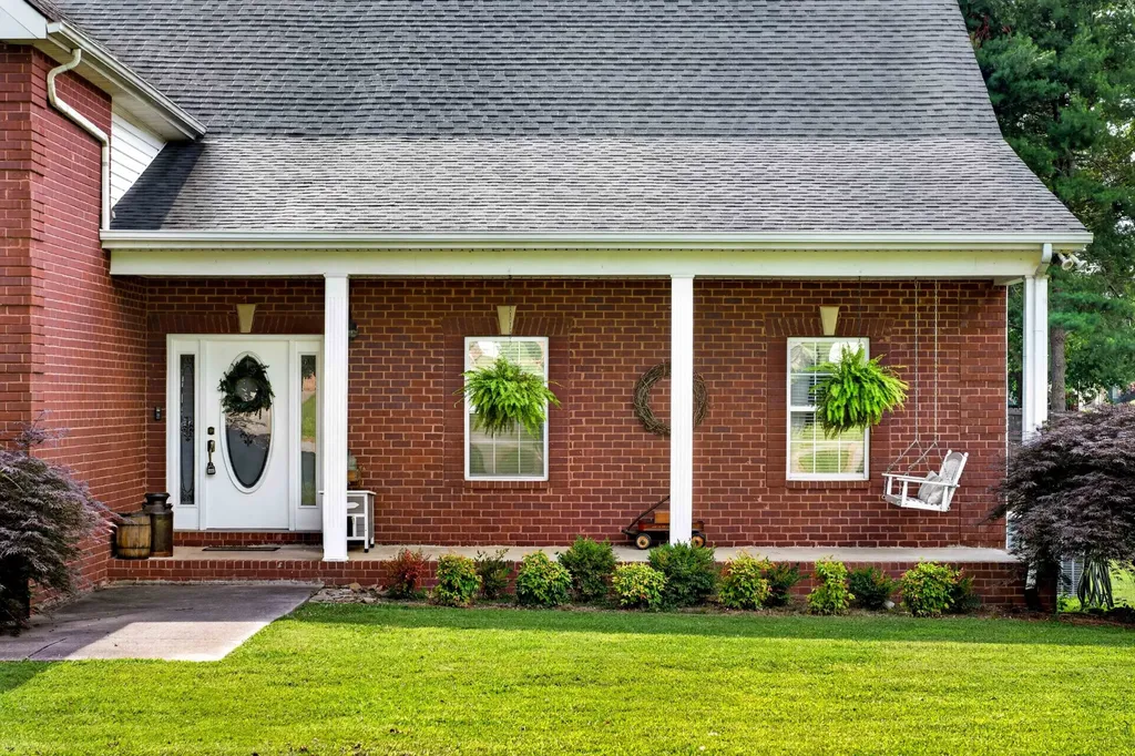 120 Strassle Drive White House TN 37188