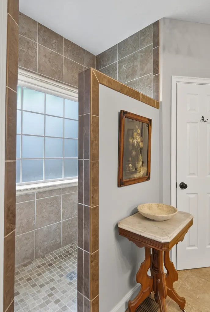 120 Strassle Drive White House TN 37188