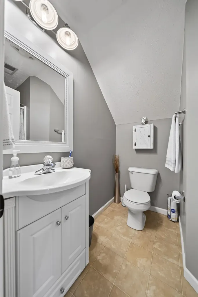 120 Strassle Drive White House TN 37188