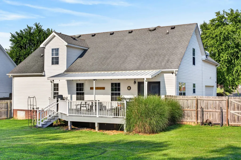 120 Strassle Drive White House TN 37188