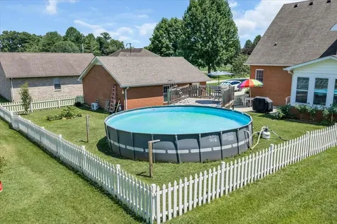 92 Freeman Court Winchester TN 37398