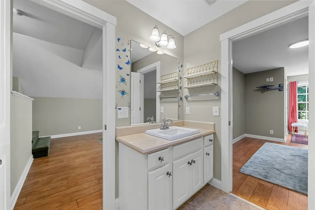 659 Cornwall Road Clarksville TN 37043
