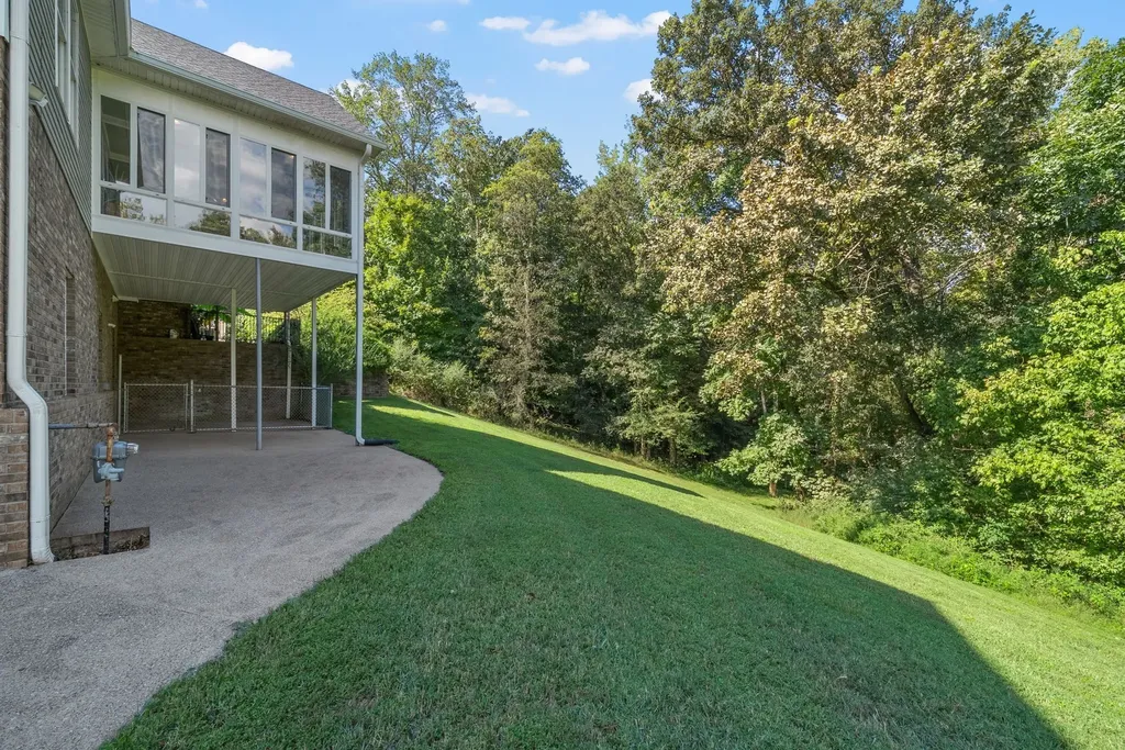 659 Cornwall Road Clarksville TN 37043